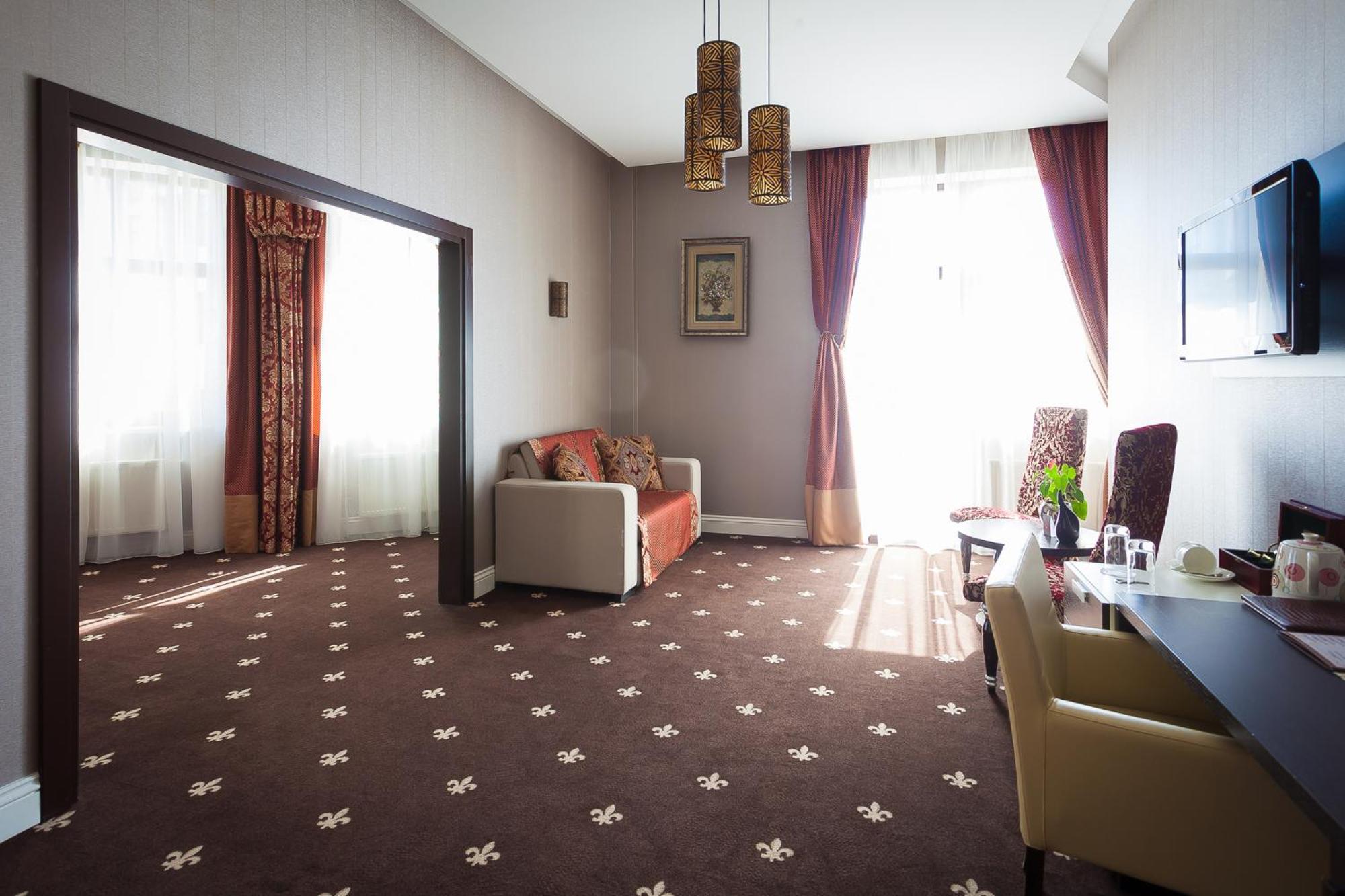 Ark Palace Hotel & Spa Odessa Quarto foto